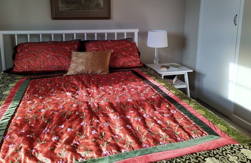 Taumarunui Casa | Peaceful cottage and garden, not far from National Park.