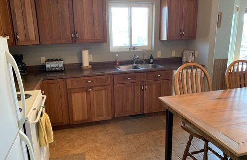 Sparta Apartamento | Tranquilo confort rural con vistas panorámicas del valle Big Creek