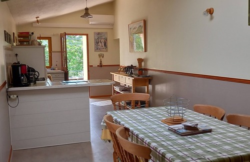 Valflaunes Casa | Peaceful countryside location in the heart of the Pic Saint Loup, Languedoc