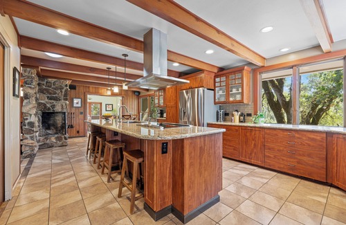 Meadow Vista Casa | 🌳Peaceful Family Retreat 🏊‍♂️ Hot Tub & Game-room 🎱