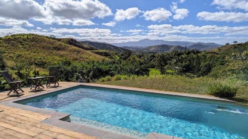 Bourail Villa | Peaceful house in nature, with views of rolling hills