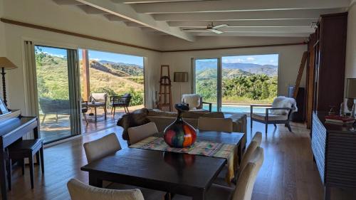 Bourail Villa | Peaceful house in nature, with views of rolling hills
