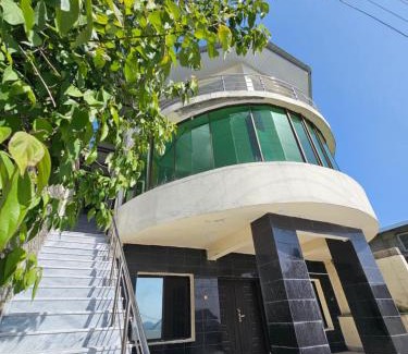 Khaira Gali Chalet De Esquí | Peaceful Pines 5-Bed Villa