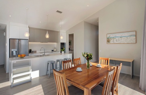 Stoke Casa | Peaceful Piwakawaka - Elegant Escape with Spacious Deck and Serene Surroundings