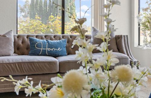 South Redlands Villa | Peaceful Private Retreat In The Heart Of Town