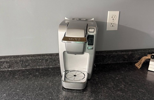 Bastian Casa | Peaceful & Relaxing 3BR Private Escape "Home Away from Home"