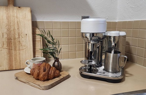 Silver Sands Casa | Peachy Keen - Beachfront in Silver Sands. Family + Pet friendly Mandurah base.