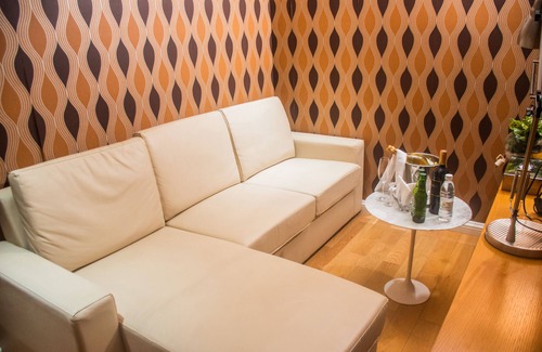 Brazzaville Hotel | Pefaco Hotel Maya Maya
