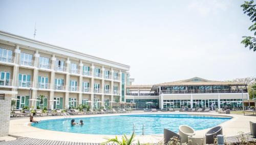 Brazzaville Hotel | Pefaco Hotel Maya Maya