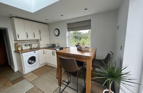 Penderyn Cabaña | Penderyn Cottage, Waterfall Country,Brecon Beacons