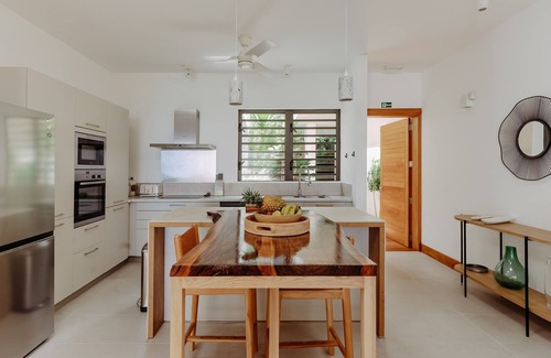 Cap Malheureux Villa | Peninsula Beach Villa with LOV