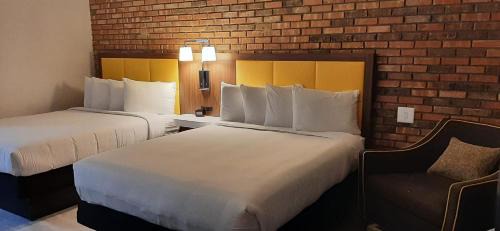 Oakford Hotel | Penn Lodge Hotel & Suites Philadelphia - Bensalem