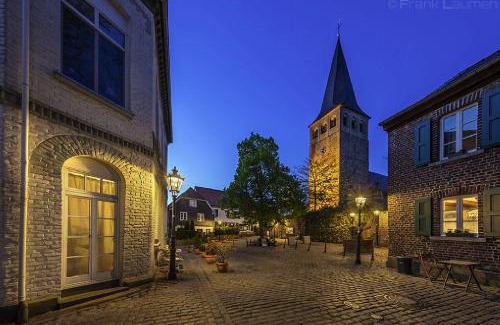 Ratingen Hotel | Pension Café Eisgold