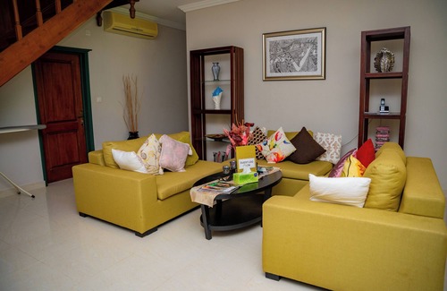 La Digue Hotel | Pension Michel - Villa Roche Bois