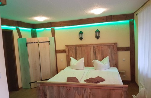 Burg Casa | Pension zum Holzpantoffelmacher