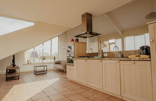 Municipality of Uitgeest Apartamento | Penthouse by Interhome