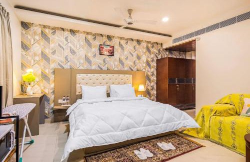 Sector 40 Apartamento | Penthouse with Jacuzzi steam bath &foot massage