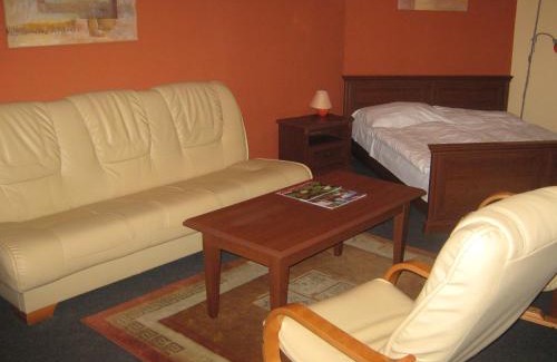 Galanta Casa | Penzión Viktória