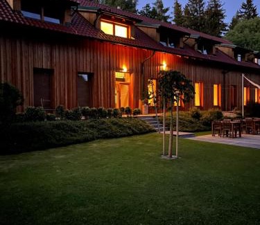 Senetarov Casa | Penzion Kůlna