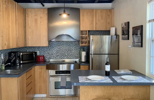 Gulfport Cabaña | Casa de campo perfecta en el distrito de arte de Gulfport