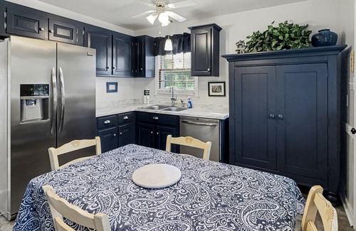 Midlothian Casa | Perfect for Extended Stays! Pet Friendly! Near Midlothian & Bon Air