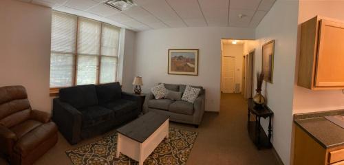 New Kensington Apartamento | Pershing Heights 200