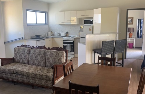 Brisbane Waterfront Apartamento | Perulpa Bay Magnificent upstairs unit, 50 m from sea, top views, Huge veranda