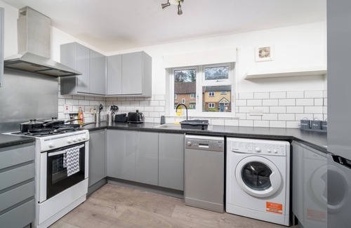 Maidenbower Apartamento | Pet-Friendly 1-Bedroom Apartment in Crawley