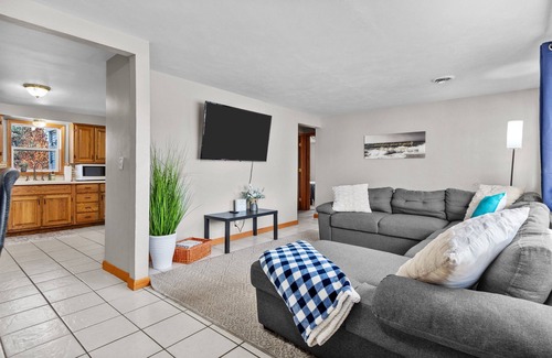 Menasha Casa | **Pet Friendly-Fenced In Yard** Centrally located in Fox Crossings / Menasha