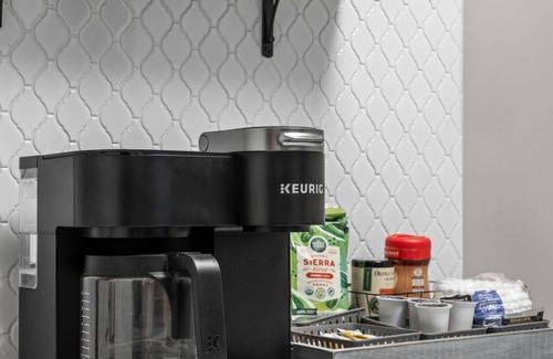 Old Northside Casa | Pet Friendly, Fire Pit, Corn-hole | Indy Heritage House