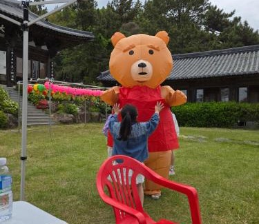 Goheung Cabina | Pet Friendly Hanok Temple Stay