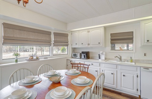 Higden Casa | Pet-Friendly Higden Getaway < 1 Mi to Marina!