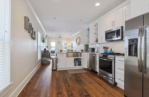 Tulane - Gravier Casa | "1 Mile from the French Quarter for Large Groups - Cinco Habitaciones Casa, Capacidad 10