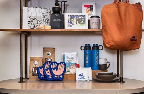 Cole Apartamento | Pet Friendly + Junior Studio | Rooftop Views & Bar
