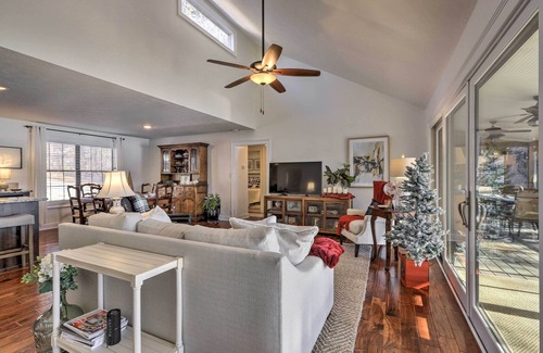 Eatonton Casa | Pet-Friendly Lake Sinclair Home w/ Boat Dock!