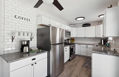 Bay City Casa | Pet-Friendly | Large Group | Hot Tub - All Year