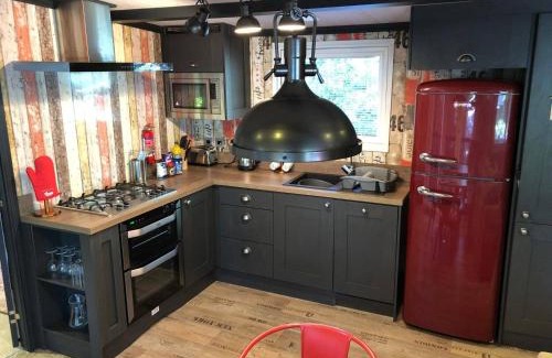 New Forest District Casa | Pet Friendly Lodge - Sleeps6 - Long Stay Discount