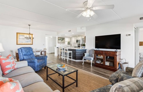 Amelia City Condominio | Pet Friendly Oceanfront Sailmaker Condo | Ground Floor | Updated Kitchen | Steps to the Beach