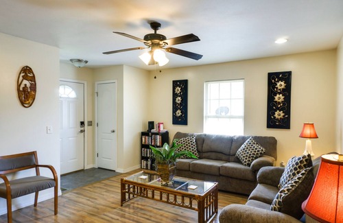 Brookline Station Casa | Pet-Friendly Republic Vacation Rental w/ Deck!