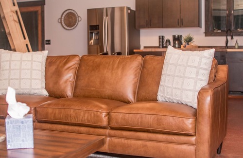 Brainerd Cabaña | Pet Friendly-Secluded-Fire Pit-300mbps internet