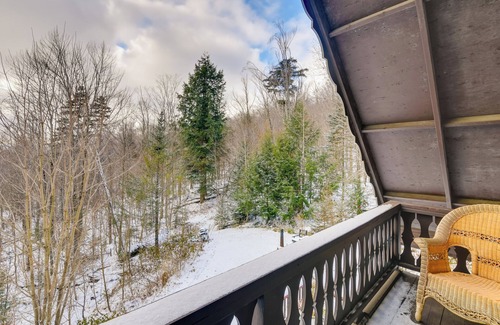 Montgomery Center Casa | Pet-Friendly Home w/ Deck: 4 Mi to Jay Peak Resort