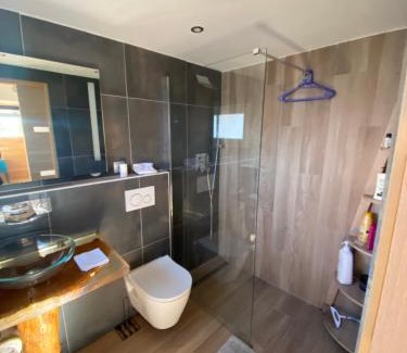 Nernier Apartamento | Petit chalet