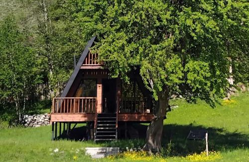 Vake-Saburtalo Chalet De Esquí | Phaliani's Heaven