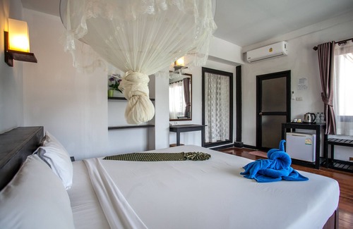 Ko Phi Phi Hotel | Phitharom PP Resort
