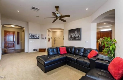 South Mountain Casa | PHOENIX! 5br / 3 baños completos / historia individual! Duerme 10-12!