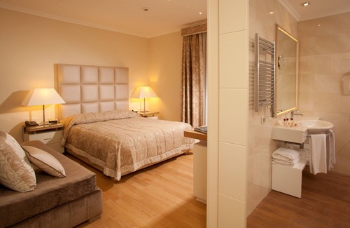 Quartiere XXV Appio Claudio Hotel | Piccolo Borgo