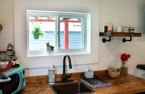 Morganton Apartamento | Picturesque Cottage on a Beautiful Farm