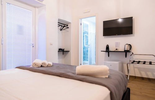Municipio 1 Cama Y Desayuno | Pietramare Luxury suites