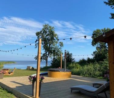 Saaremaa Chalet De Esquí | Pihla Rannamaja sauna ja kümblustünniga