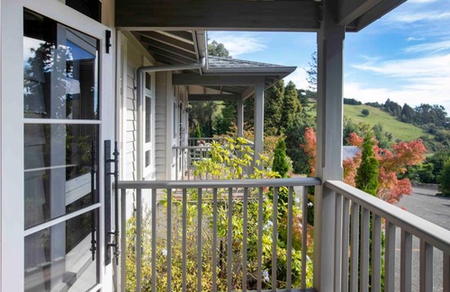 Nelson Hotel | Pihopa Retreat